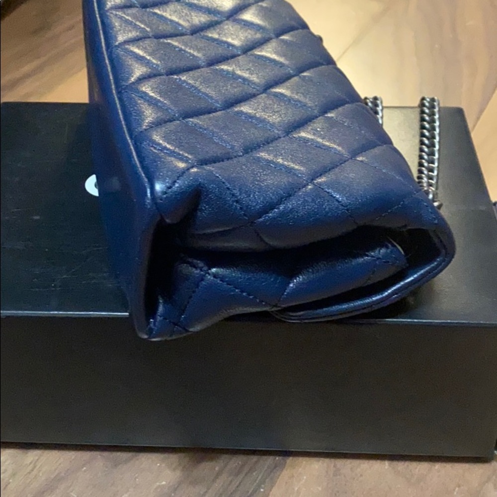 Chanel flap bag - Picture 6 of 11